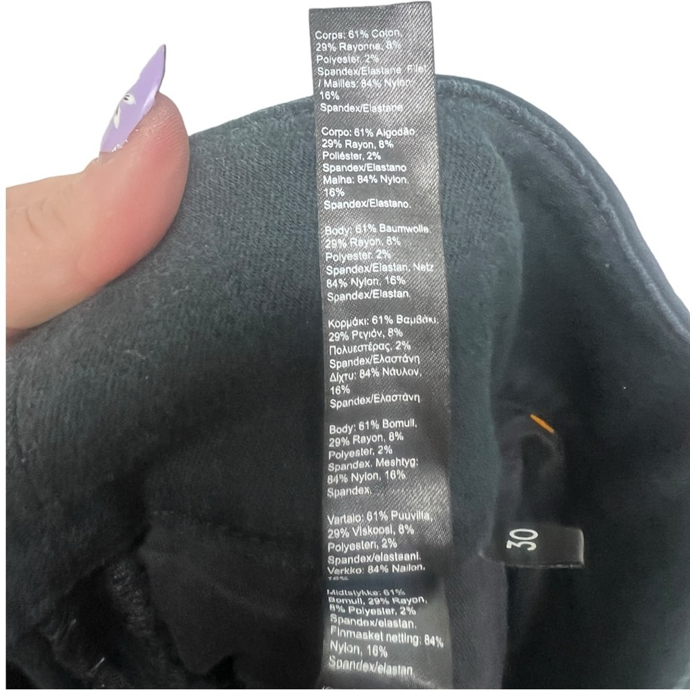 Spanx Signature Waist Straight Leg Jean in Very Black Sz 30 - Picture 10 of 12